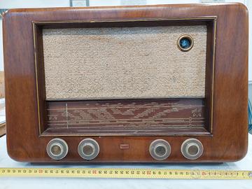 Radio vintage anni '50 Mediator funzionante