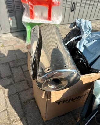 Scarichi originali Triumph Speed triple 07