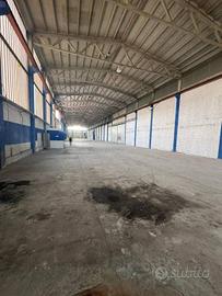 Immobile di 2200 m² a San Nicola la Strada