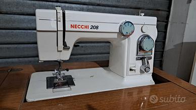 macchina per cucire Necchi 208