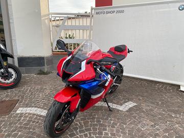 Honda CBR 1000 RR R Fireblade - 2021 - N 63