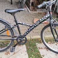 bici da bamvino 24 pollici marca Decathlon