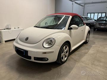 Volkswagen New Beetle Cabrio 1.9 tdi limited Red E
