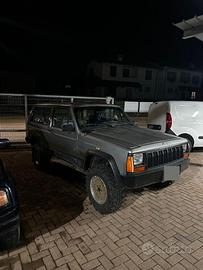 JEEP CHEROKEE XJ 2.1