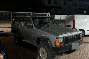 JEEP CHEROKEE XJ 2.1
