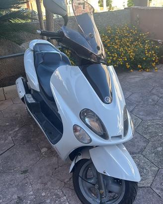 Yamaha Majesty 125