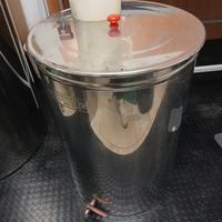 botti in acciaio da 500,400 e 150 lt