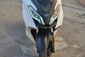 Scuter Wottan Storm S 300