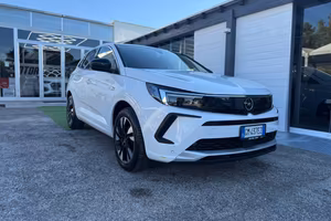 OPEL Grandland 1.5 D Ecotec aut. Bus. El.