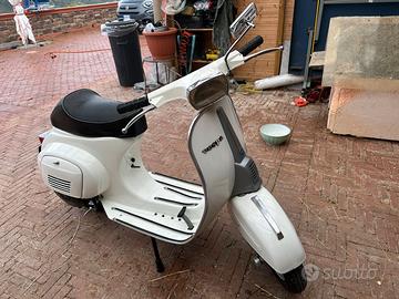 Vespa 50 special 4 m