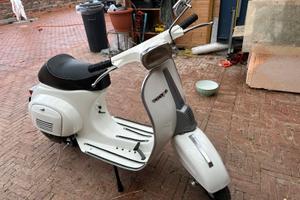 Vespa 50 special 4 m