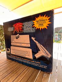 Atari XE + giochi perfetta!!