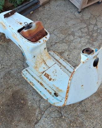 lambretta con motore forcella e tutto 