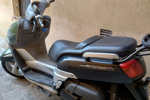 Yamaha xc300 versity