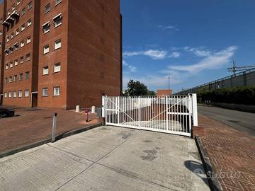 Box / Garage di 14 m² a Pioltello