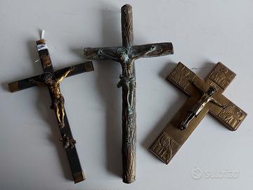 Crocefissi antichi n. 3 pezzi 