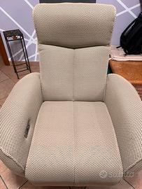 Poltrona reclinabile