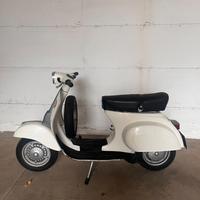 Piaggio Vespa 50 Special (V5B3) - 1975