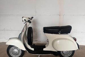 Piaggio Vespa 50 Special (V5B3) - 1975