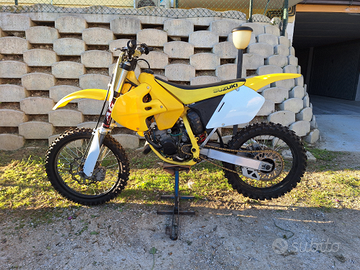 Suzuki rm 125 cross