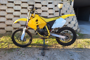 Suzuki rm 125 cross