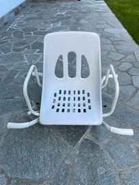 Sedia girevole per vasca