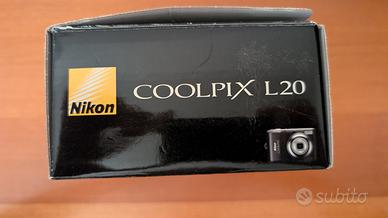 Fotocamera digitale compattaNikon COOLPIX L20 