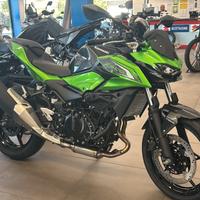 Kawasaki Z 500 2026 promozione di 500 euro