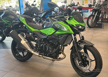 Kawasaki Z 500 2026 promozione di 500 euro