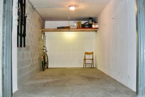 Posto moto in Box