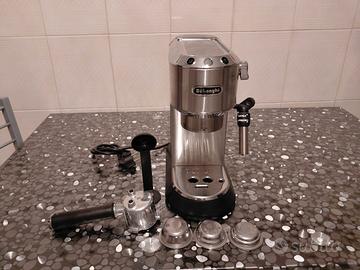 macchina caffè delonghi