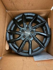 Set 4 cerchi Avus per toyota Yaris o Mazda 2