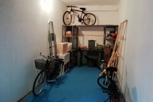 Box 14 mq zona Ammiraglie Savona