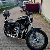 Harley-Davidson 883