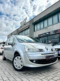 Renault Modus 1.2 16V Live (55kw)