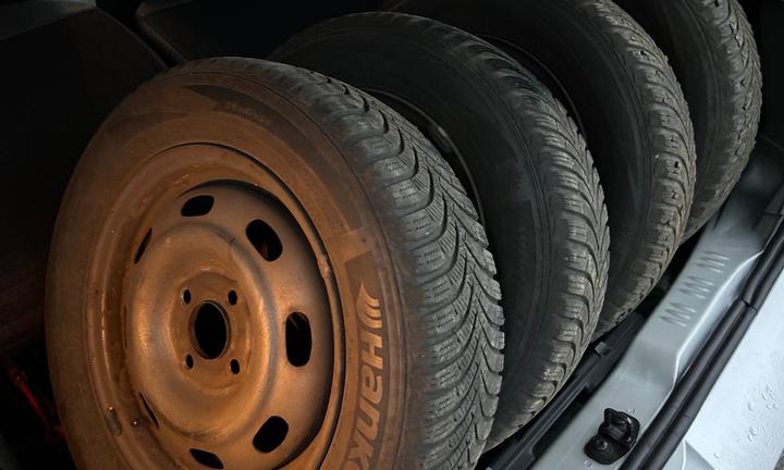 Cerchi 14 con gomme Hankook