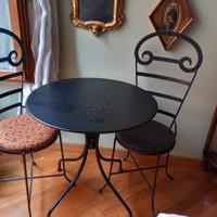 Tavolo nero in ferro smontabile