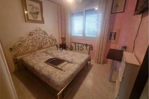 Stanza in appartamento di 150 m² a Cologno Monzese