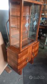 Vetrina art-deco