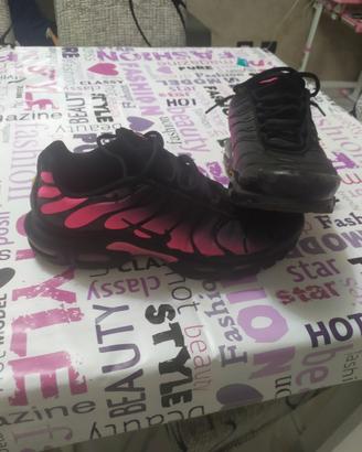  scarpe Nike tn