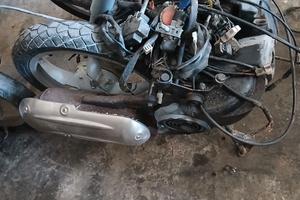 Motore scarabeo minarelli 100 cc