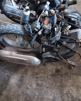 Motore scarabeo minarelli 100 cc