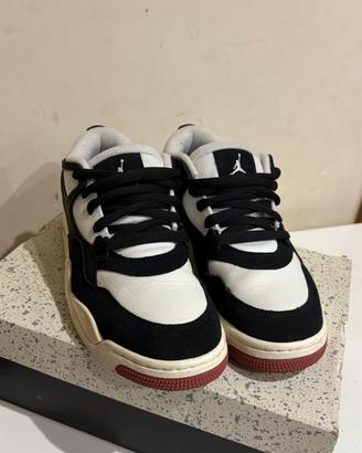 Jordan 4 RM - Nero/Bianco/Rosso/Crema - EUR 40,5