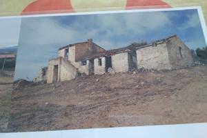 33000 di terreno + rudere vista mare/monti