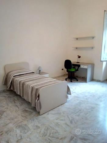 Posto letto in stanza singola in appartamento