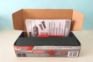 Carica batteria auto e moto  6V - 12 V