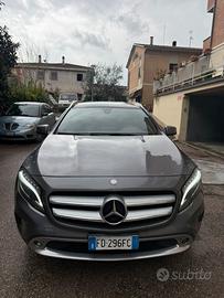Mercedes gla 220d Premium 4matic x156