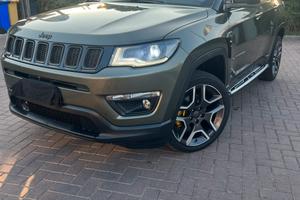 Auto f