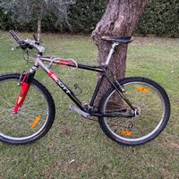 Mountain Bike SCOTT – Taglia S – Buone condizioni
