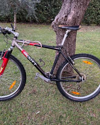 Mountain Bike SCOTT – Taglia S – Buone condizioni